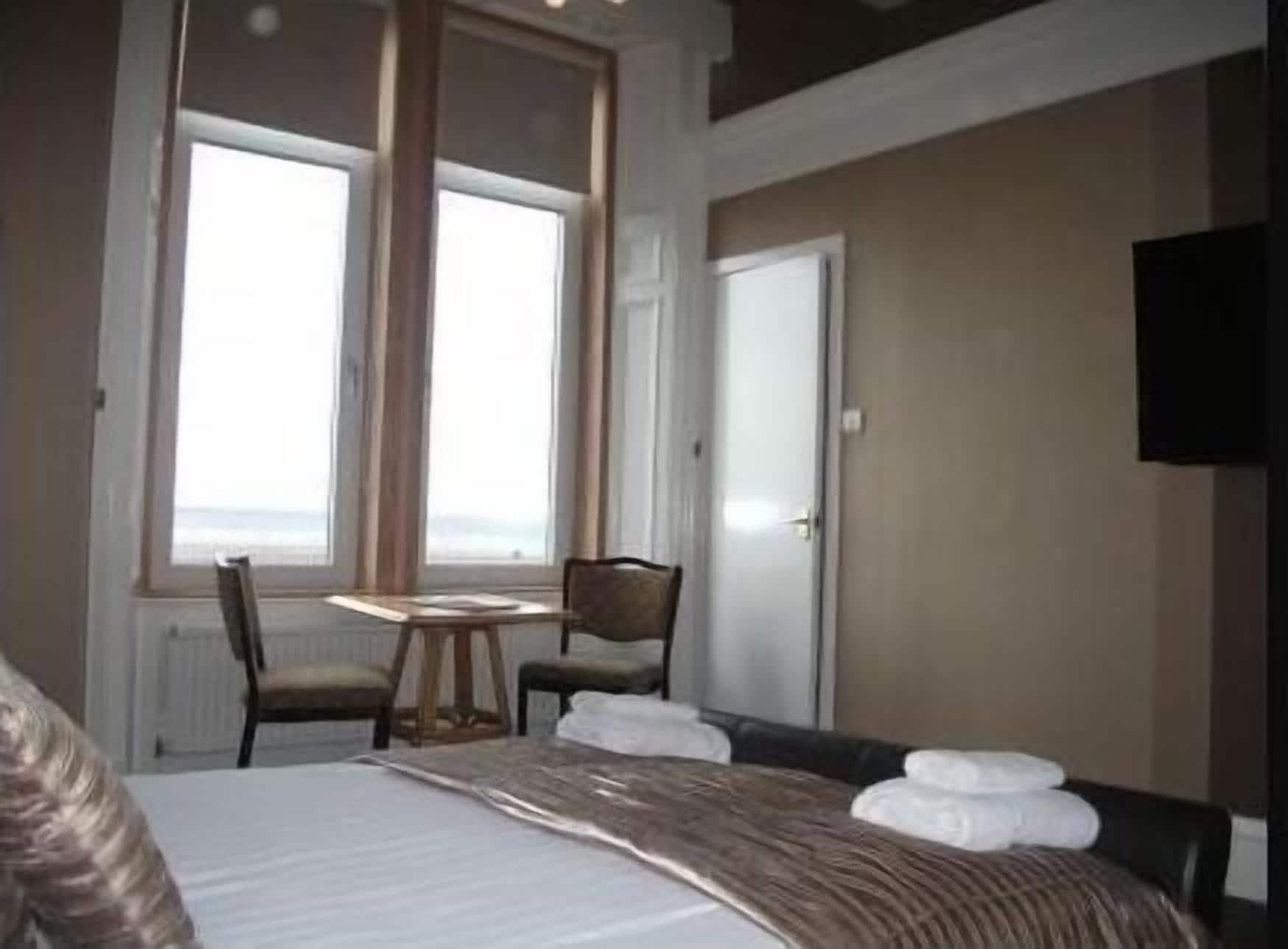 Lauriston Hotel Ardrossan Esterno foto